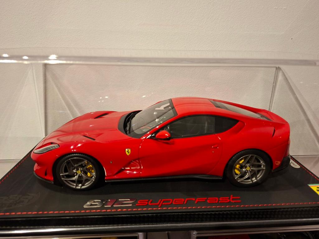 Ferrari 812 Superfast 1/18 BBR diplay+ovp, Enlèvement ou Envoi