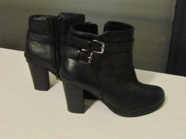 Zwarte enkellaarsjes - Maat 36 - dames schoenen, Zwart, Lage of Enkellaarzen, Ophalen of Verzenden, Gedragen