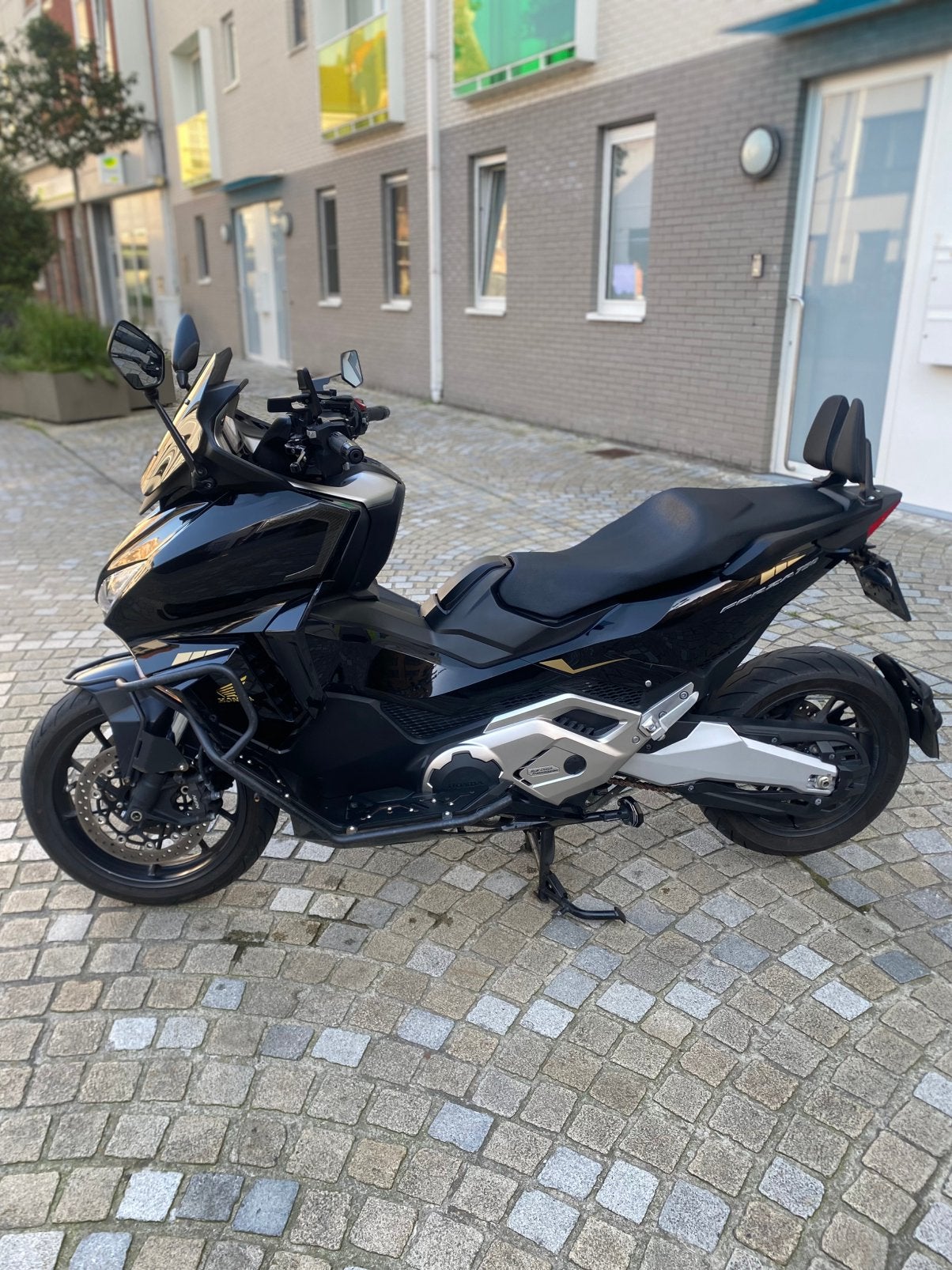 Honda forza 750 5000km full option custom, Motoren, Particulier