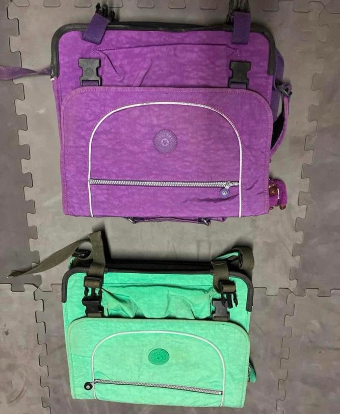 15 euro pour Cartable Kipling, Enlèvement, Comme neuf