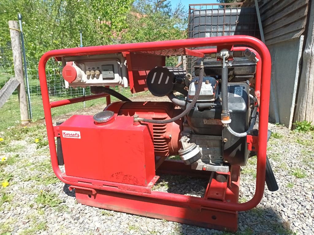 Générateur 3f 400v 6kva, Bricolage & Construction, Générateurs, Comme neuf, Essence, 5 à 10 kVA, Enlèvement