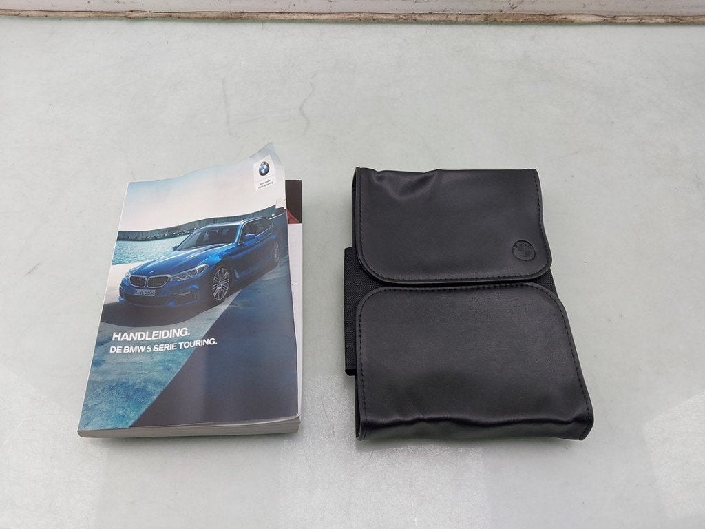 INSTRUKTIEBOEK BMW 5 serie Touring (G31) (01-2017/05-2022), Gebruikt, BMW, Petuelring 130
80809  München, DE, Bayerische Motoren Werke AG