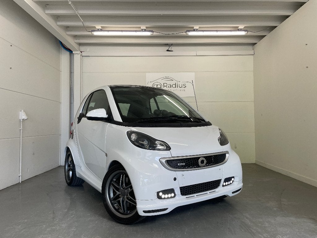 Smart ForTwo Brabus, Auto's, Smart, Automaat, Zwart, Leder en Stof, Wit