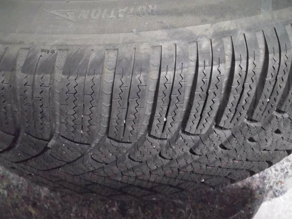 Pneus d'hiver sur jantes Volvo XC60, Autos : Pièces & Accessoires, Pneus et Jantes, Pneus hiver, Véhicule de tourisme, 17 pouces