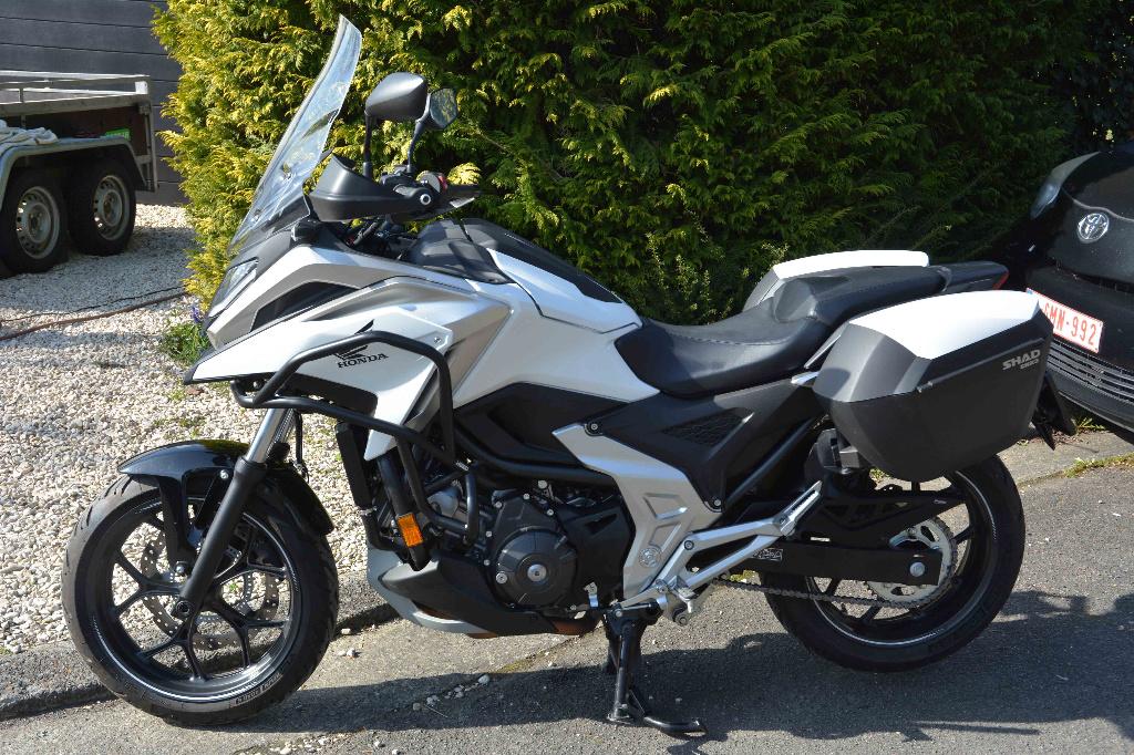 Honda NC750X  2022 Etat neuf avec CT Garant & assist 07/2027, Permis Moto A, 750 cm³, Plus de 35 kW, Contrôle de traction