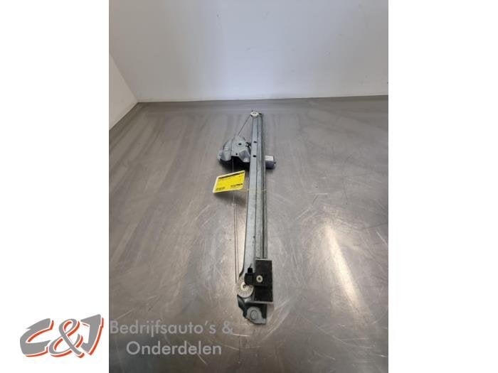 Ruitmechaniek 2Deurs rechts-voor van een Renault Trafic, Gebruikt, -, Renault, -