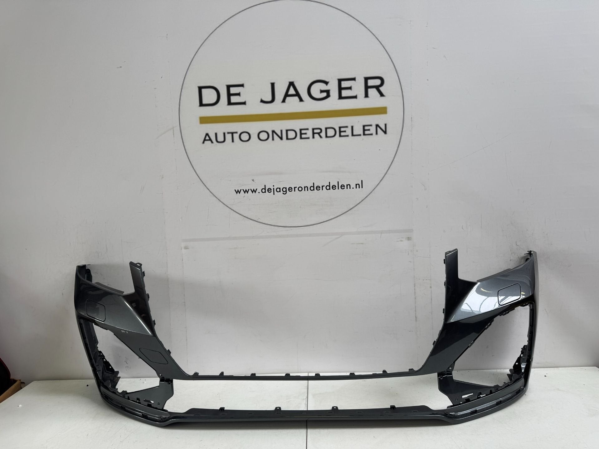 Pare-chocs avant Audi Q2 S Line SQ2 restyl 81A807110C 20-, Pare-chocs, AUDI AG, Auto-Union-Strasse 1
85045  Ingolstadt, DE, Audi