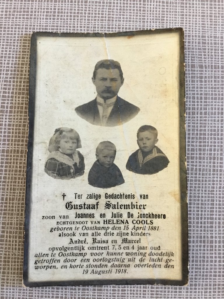 4 oorlogsslachtoffers G.Salembier en kinderen Oostkamp +1918, Verzamelen, Bidprentjes en Rouwkaarten, Verzenden, Bidprentje