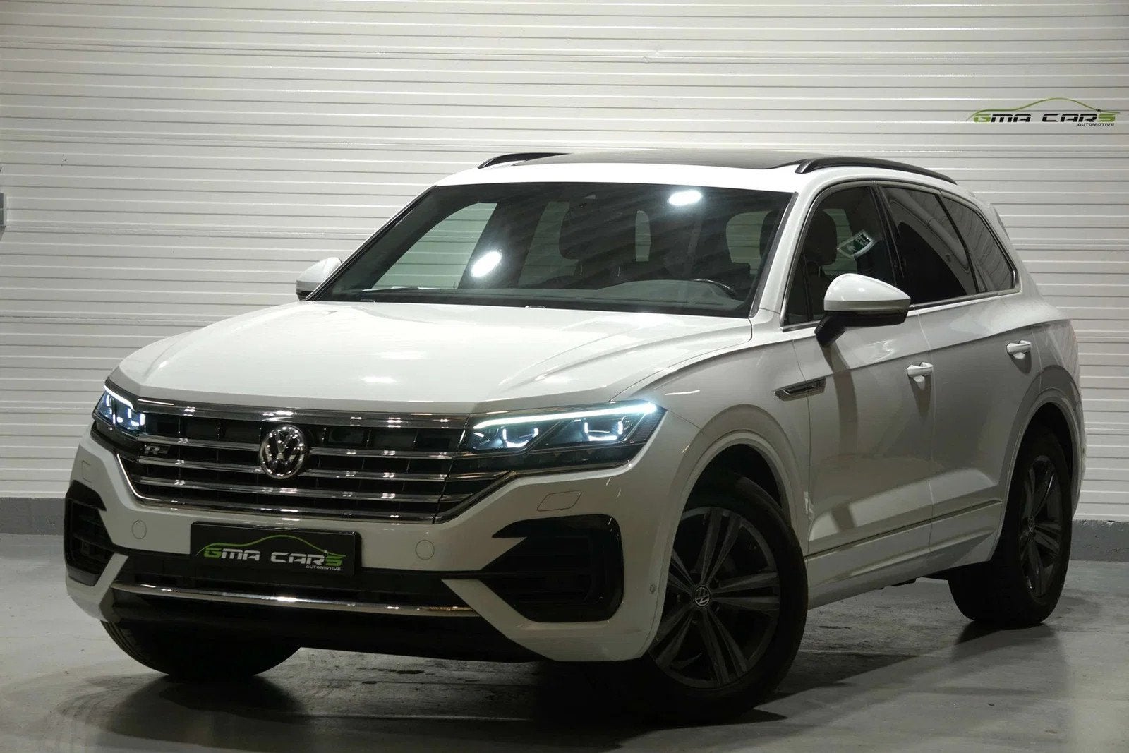 Volkswagen Touareg Touareg 3.0 TDi V6 SCR 4Mo R-Line -Pano-G, Autos, Volkswagen, Cuir, Euro 6, Entreprise, Noir