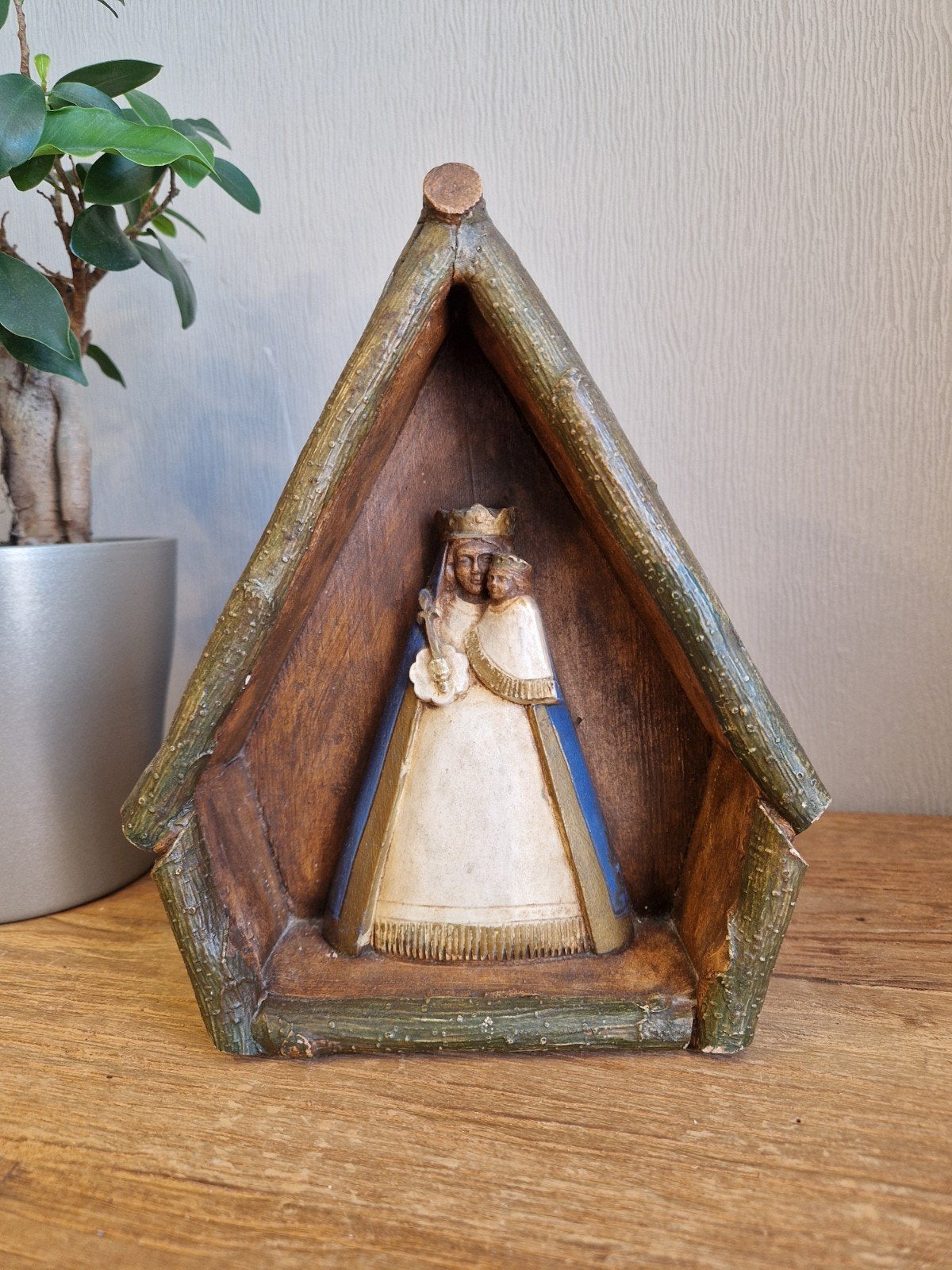 Vintage kapel Madonna met kind St Job Ceracast, Antiek en Kunst, Antiek | Religieuze voorwerpen, Ophalen of Verzenden