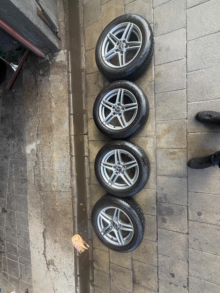 Jante Origine Mercedes, Autos : Pièces & Accessoires, Pneus & Jantes, Pneus et Jantes, 215 mm, 4 Saisons, 16 pouces