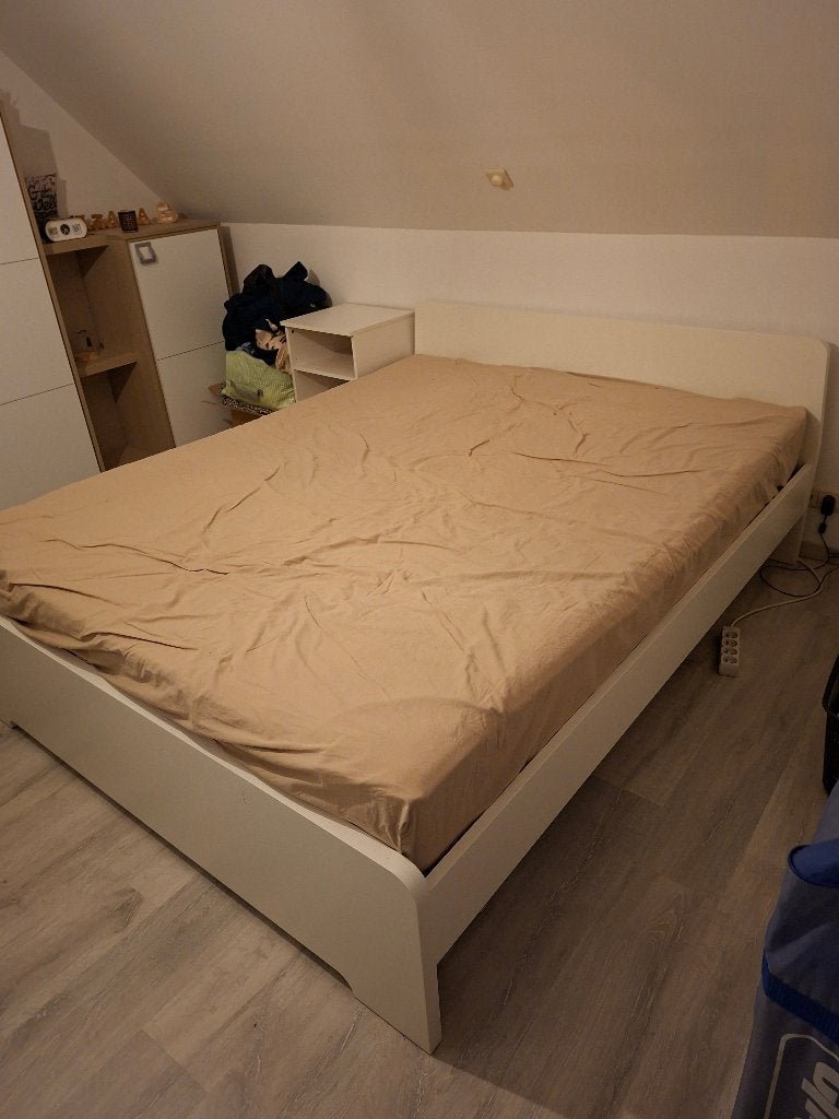 Bed 160 cm wit + 2 nachtkastjes, Ophalen, Wit, Zo goed als nieuw, 200 cm