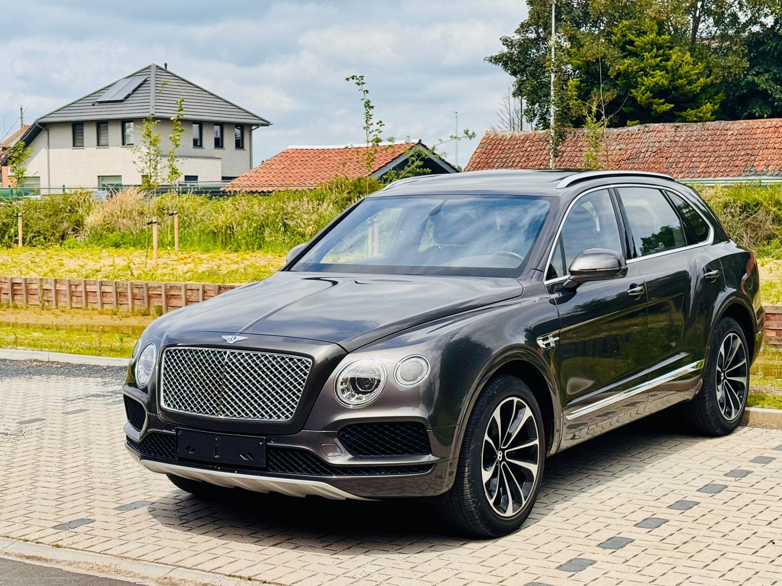 BENLEY BENTAYAGA, Auto's, Bentley, Automaat, Bentayga, Startonderbreker, Euro 6