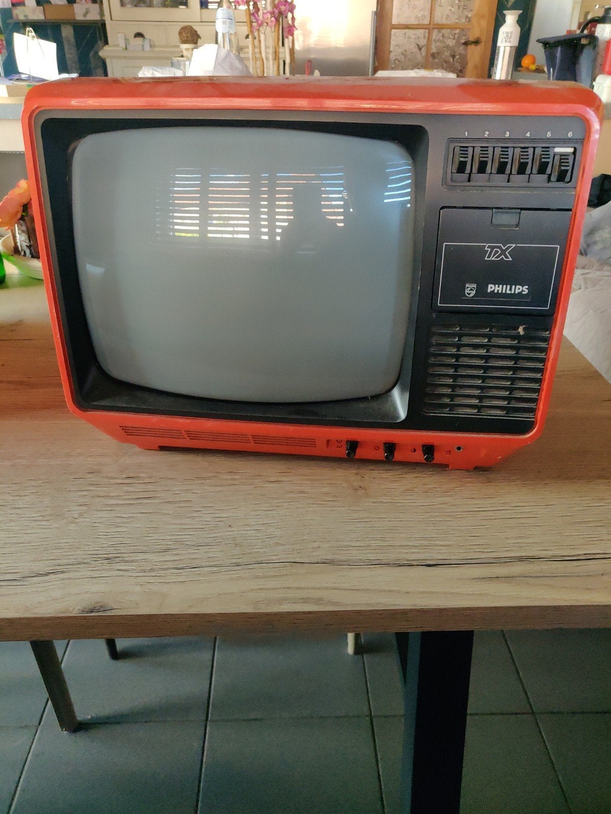 Philips retro vintage 12" zwart-wit televisie, Ophalen of Verzenden