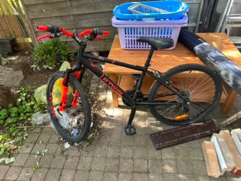 Vélo, Enlèvement, Comme neuf