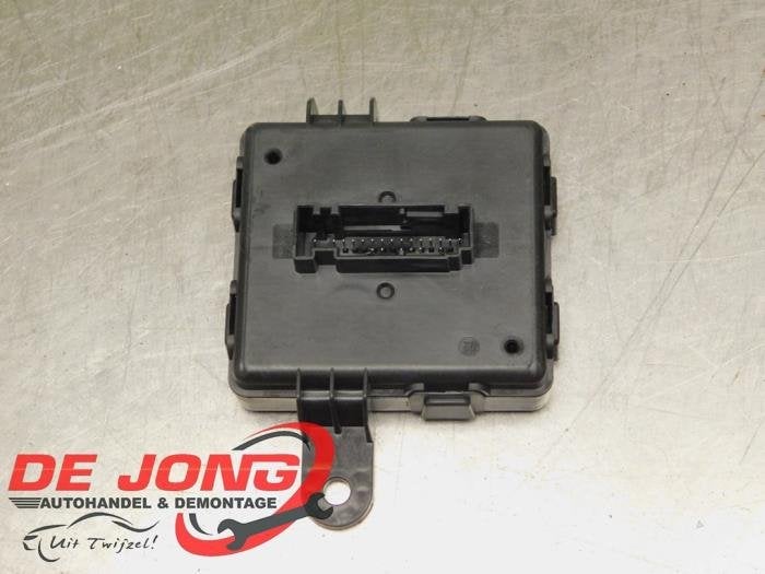 Module véhicule sans clés d'un Volkswagen Multivan T7, Volkswagen, -, 3 mois de garantie, Utilisé