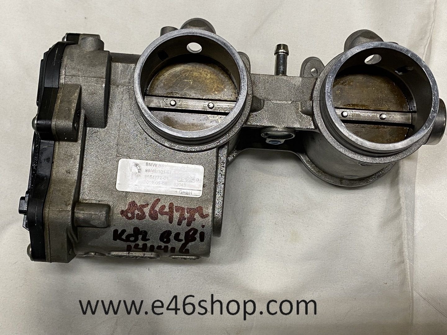 gasklephuis bmw f750gs f850gs f900r f900xr oe 13548564772, Motoren, Onderdelen | BMW, Gebruikt, Ophalen of Verzenden