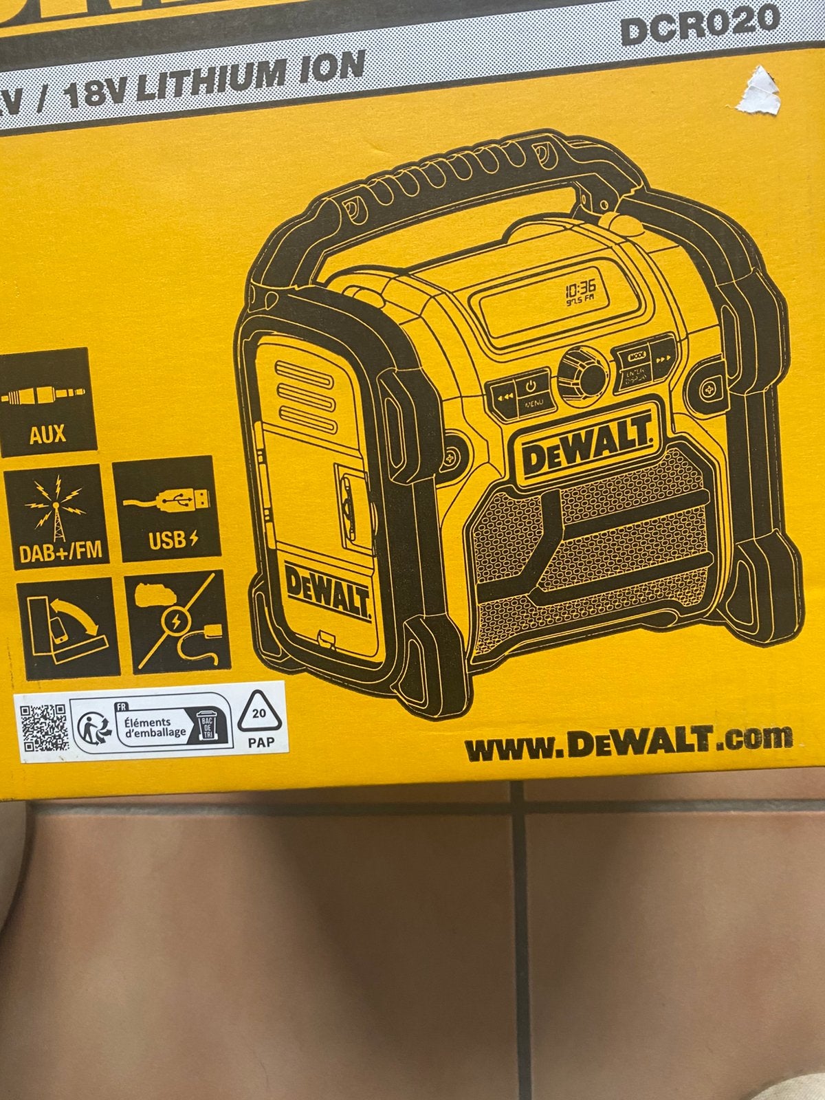 Dewalt, Ophalen, Zo goed als nieuw, Radio