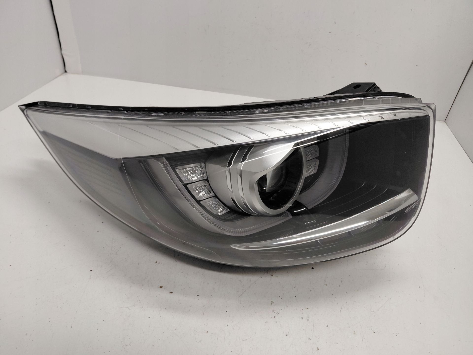 KIA Picanto Koplamp KIA, Auto-onderdelen, Heolleung-ro 12
06797  Seoul, Info@kia.com, Kia Corporation, Gebruikt