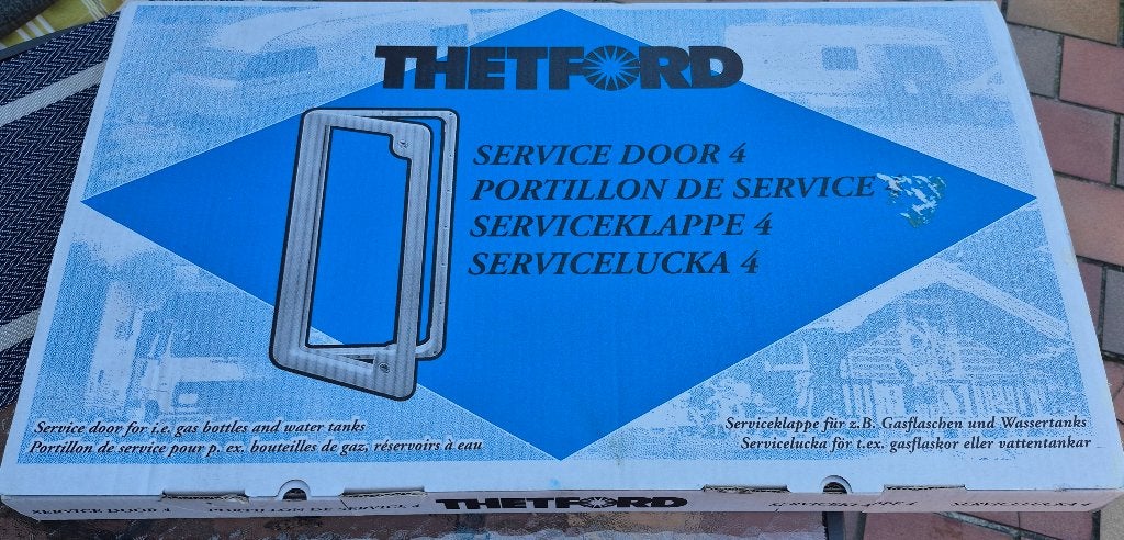 Thetford maat 4 serviceluik, Ophalen, Nieuw