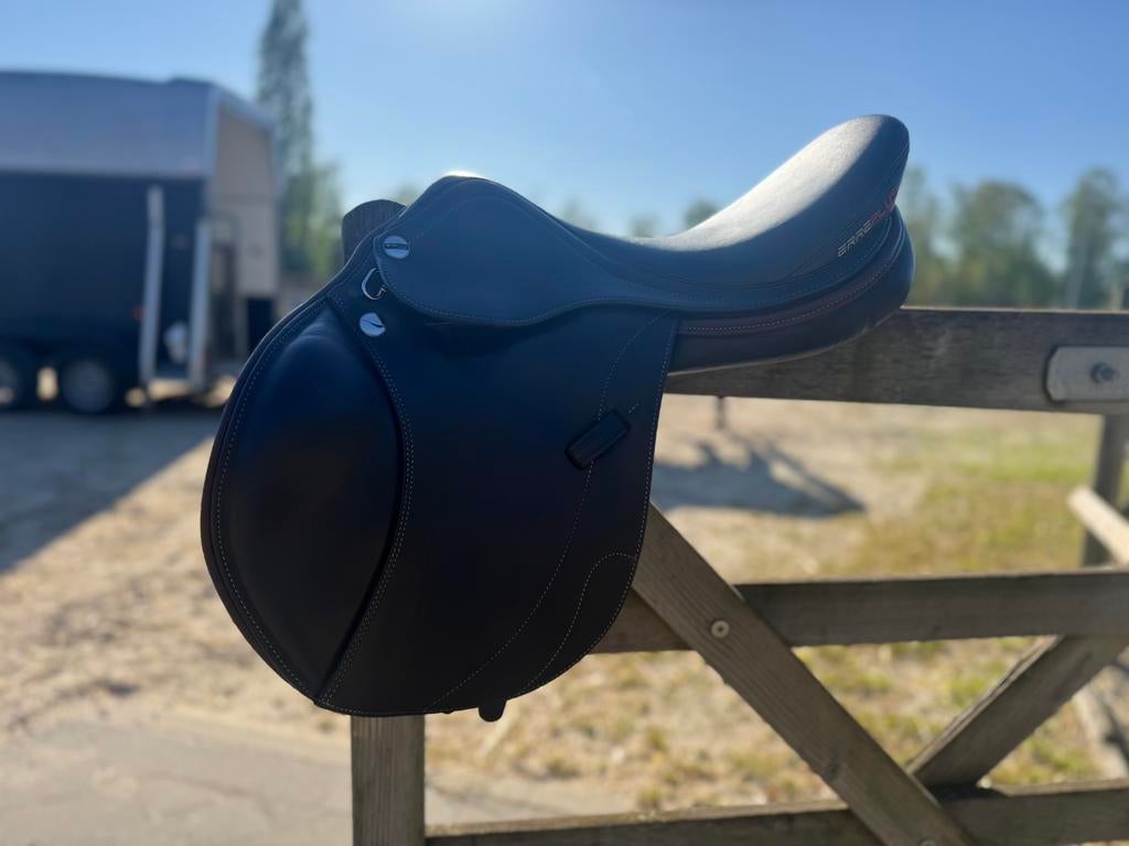 Selle de saut Erreplus 16 pouces ~ MARRON, Animaux & Accessoires, Enlèvement, Comme neuf, Obstacle