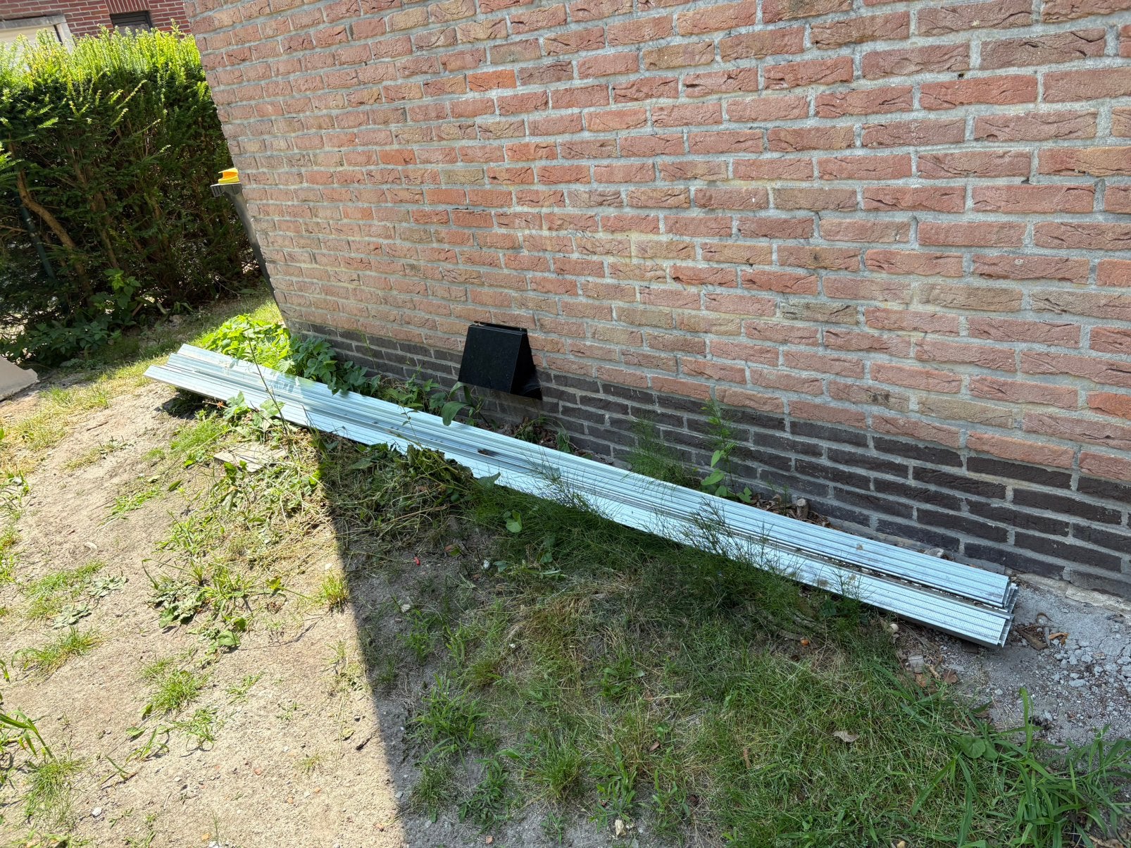 GRATIS plafondprofielen, 8,5 stuks, L400cm x B6cm x D2,7cm, Tuin en Terras, Zonneschermen, Ophalen, Zo goed als nieuw