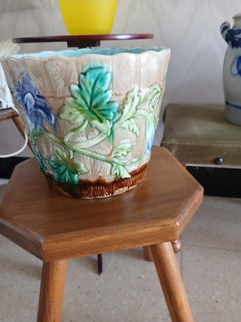 Antieke Art Nouveau bloempot Franse Majolica, Ophalen