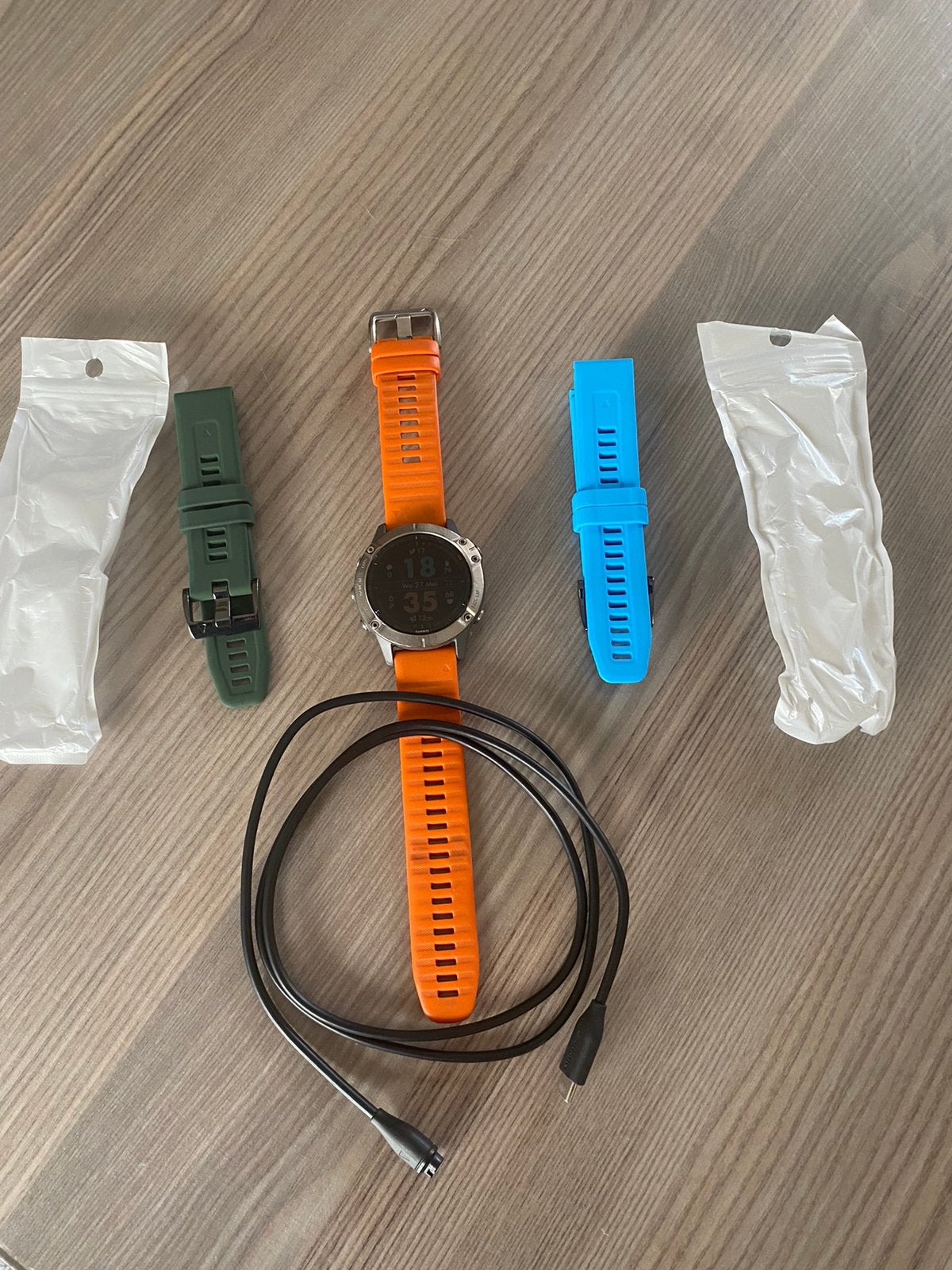 GARMIN 🏃‍➡️FENIX 6 SAPPHIERE  TITANIUM SERIES, Handtassen en Accessoires, Sporthorloges, Ophalen of Verzenden, GPS, Zo goed als nieuw