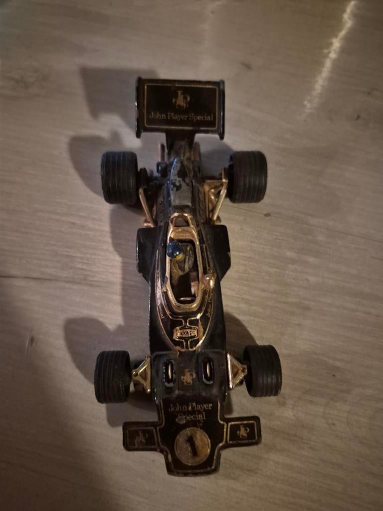 Formule 1 auto, Ophalen
