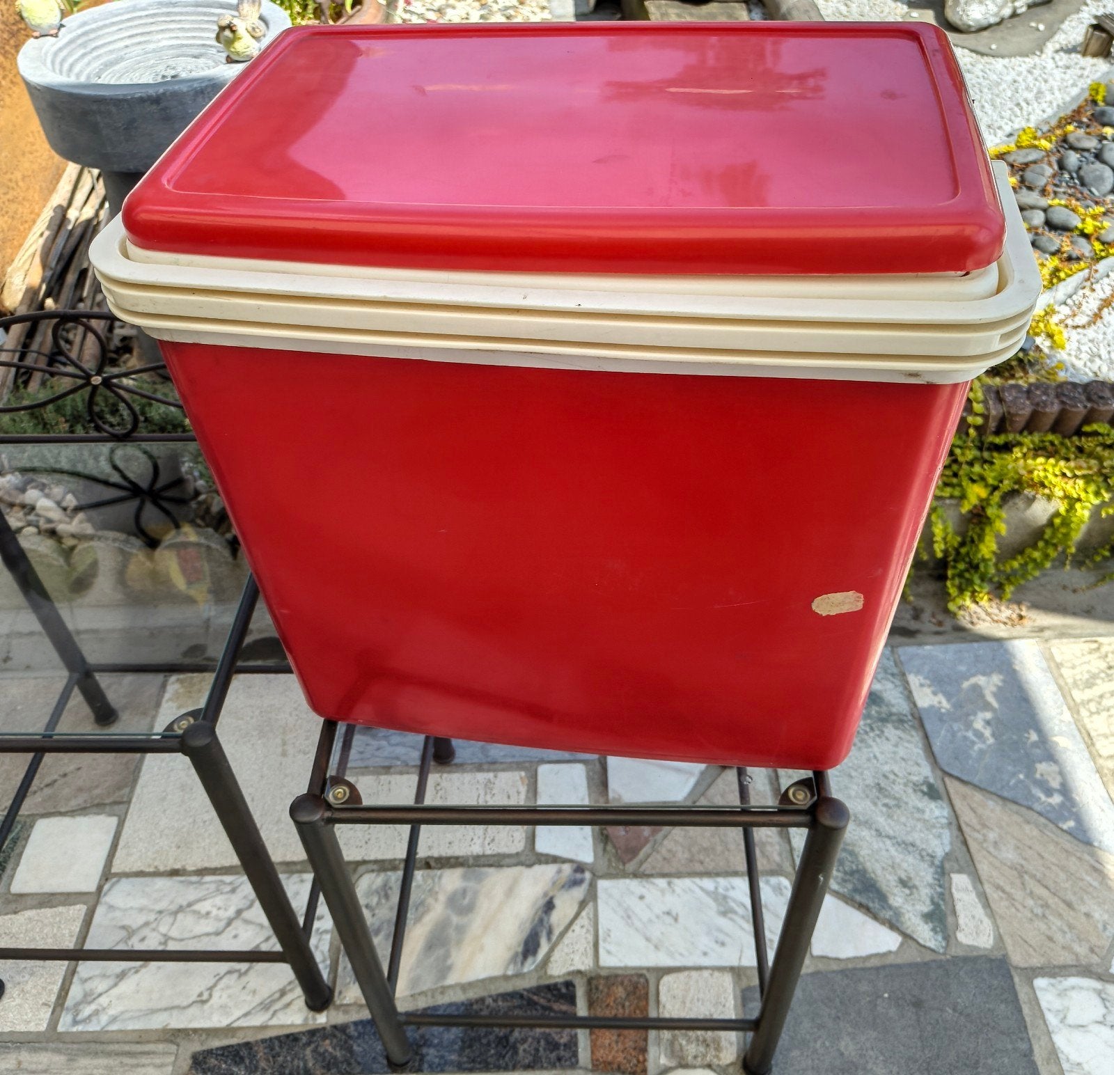 Frigo box rouge 43/27/41H, Caravanes & Camping, Enlèvement