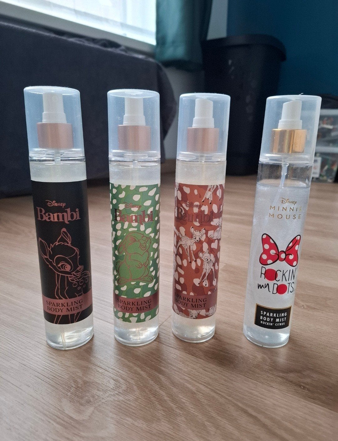 Nieuw! 4 Disney Bodymists, Bijoux, Sacs & Beauté, Beauté | Soins du corps, Enlèvement ou Envoi, Neuf, Déodorant ou Spray corporel