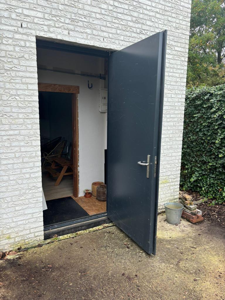 Dox superisolerende deur, Ophalen, Gebruikt