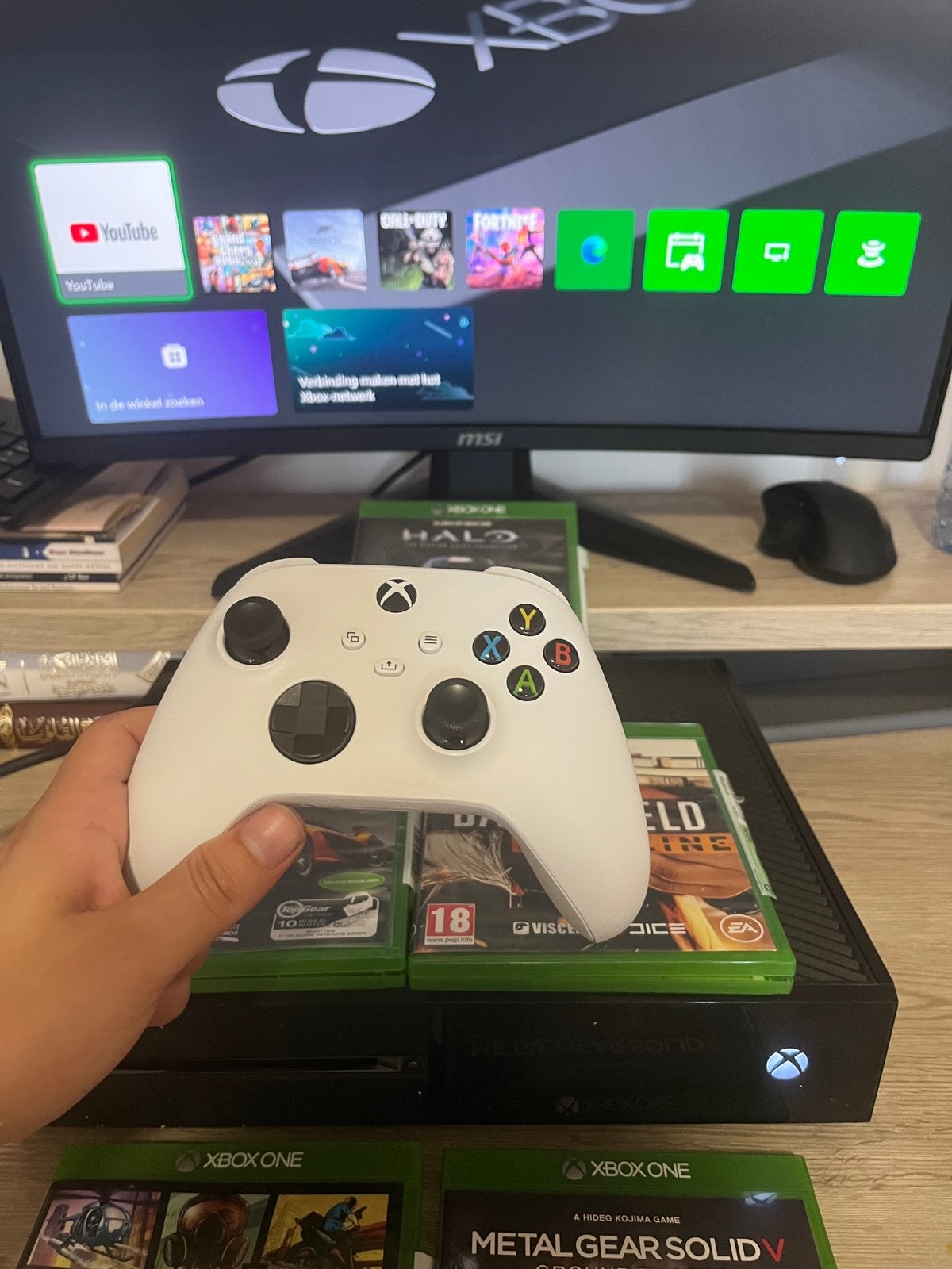Xbox one met controller & 5 spellen, Ophalen, Met games, Xbox One, Zo goed als nieuw