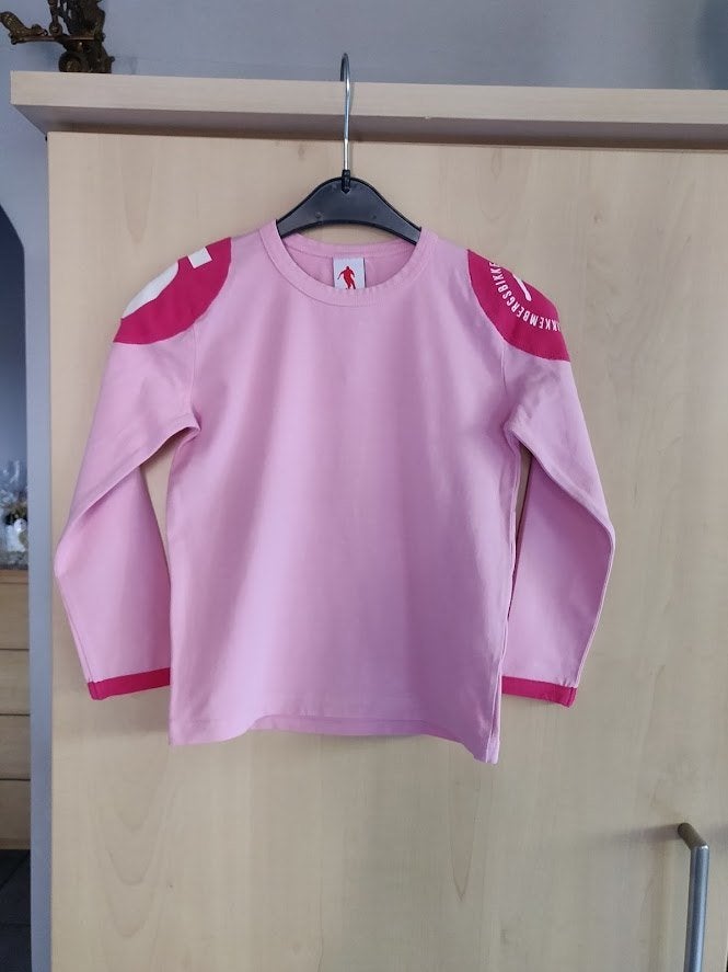 Tshirt Bikkembergs.  maat 110.  L.M.  Jongen., BIKKEMBERGS., Nieuw, Ophalen of Verzenden, Shirt of Longsleeve