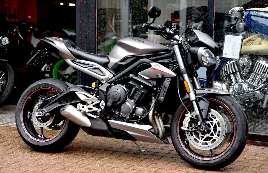 TRIUMPH 765 STREET TRIPLE RS ***MOTOVERTE.BE***, Motoren, Motoren | Triumph, Handvatverwarming, Occasion, Bedrijf, 3 cilinders