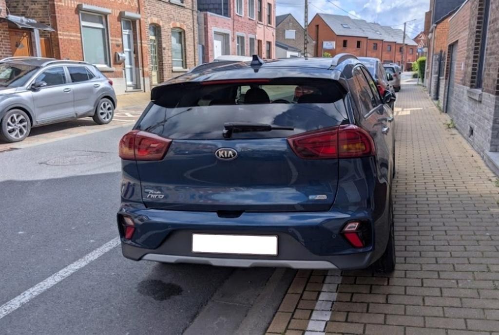 Kia DE4 Niro More (UVO) 1.6 GDi HEV 6DCT, Autos, Achat, Apple Carplay, Entretenue par le concessionnaire, Noir