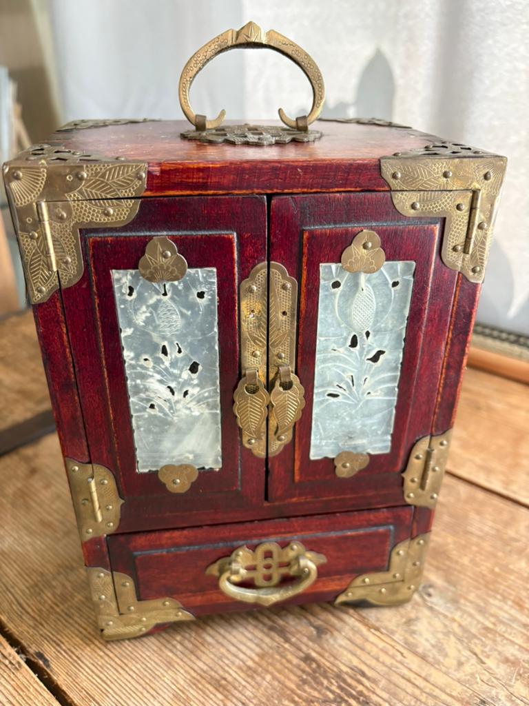 BOITE A BIJOUX ANCIENNE STYLE CHINOIS - JAPON SUPERBE, Antiquités & Art, Enlèvement ou Envoi