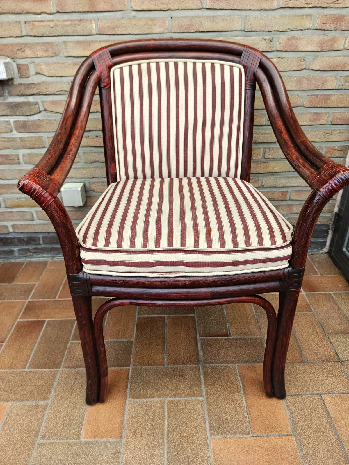 Chaise Gasparuci Italo(prix à discuter), Enlèvement
