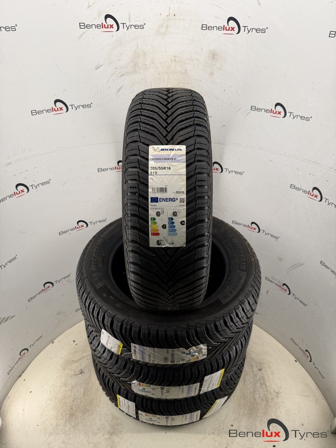 all-season 205/55R16 Michelin 205/55 R16 205/55/16 2055516, -, Nieuw, All Season, Band(en)