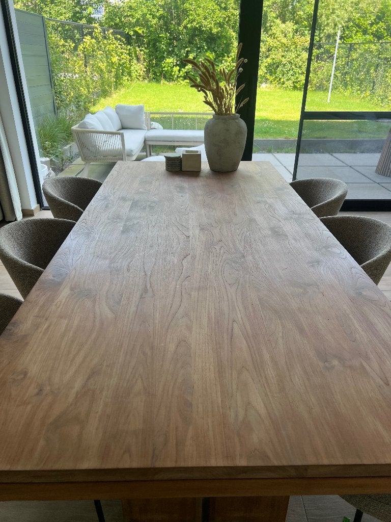 Massief houten eettafel - ethnicraft, Ophalen, Eikenhout, Zo goed als nieuw, Vijf personen of meer