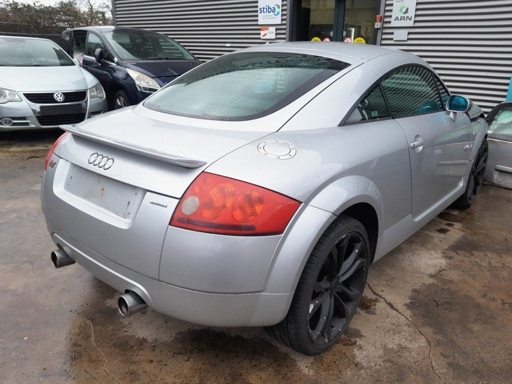 VERSNELLINGSBAK SCHAKEL ABS Audi TT (8N3) (|02M300012KV|), Info@audi.de, Audi, Audi AG, Gebruikt