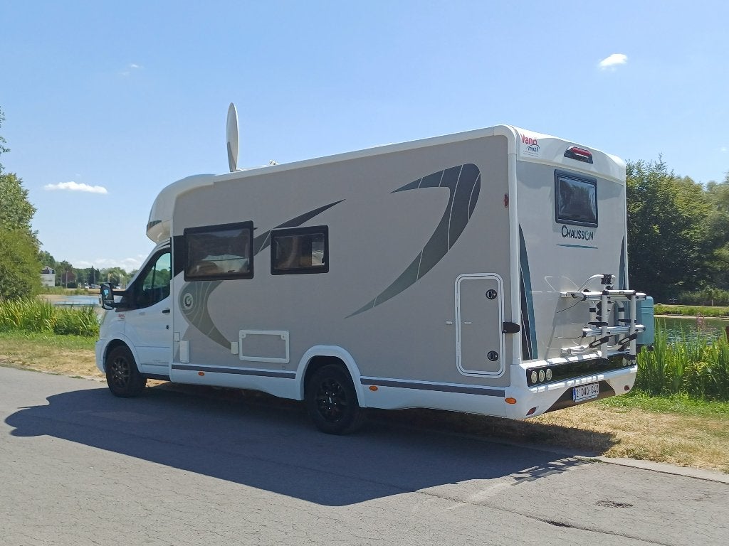 Camping-Car Chausson, Réfrigérateur, Jusqu'à 5, Ford, Diesel