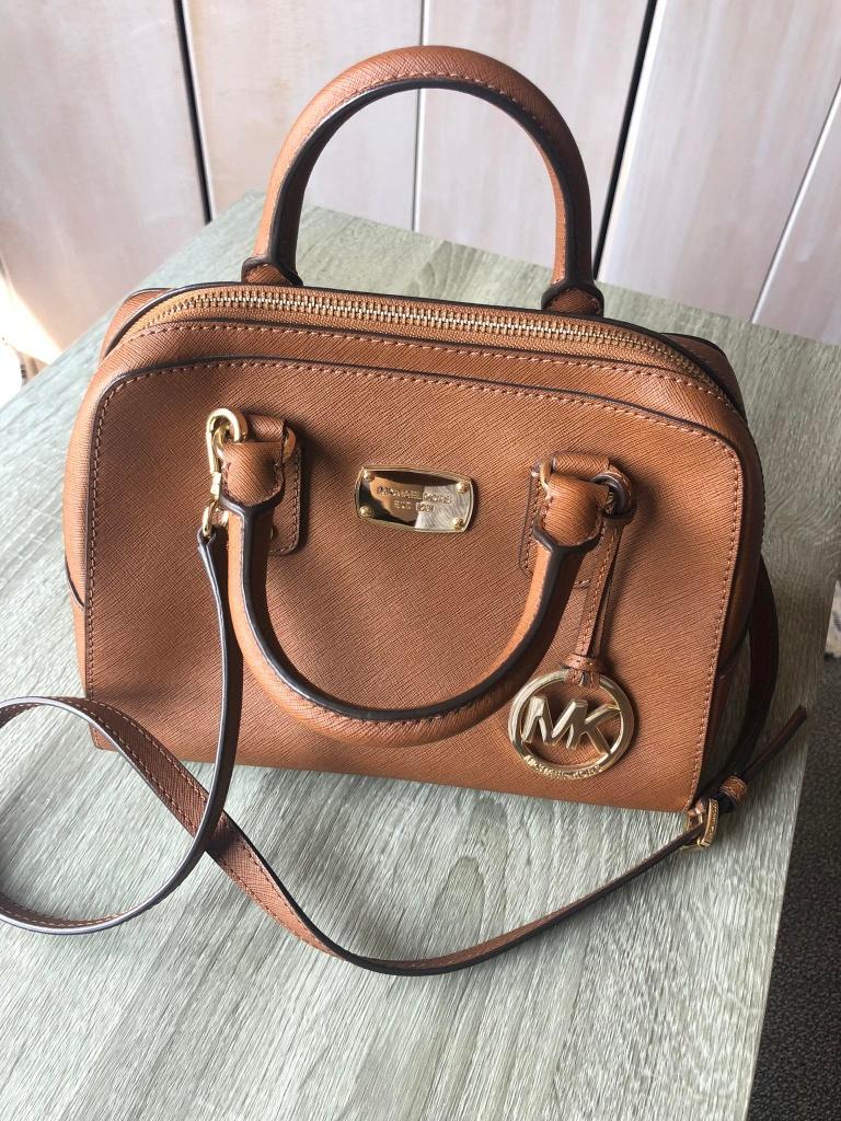 handtas michael kors bruin, Handtassen en Accessoires, Tassen | Damestassen, Ophalen, Gebruikt, Bruin, Handtas