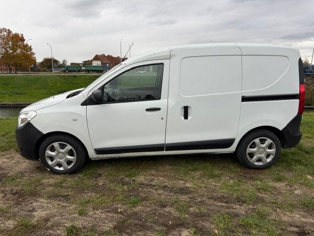 Dacia Dokker 1.3 benzine gekeurd voor verkoop 7800€netto, Voorwielaandrijving, Stof, Euro 6, 4 cilinders