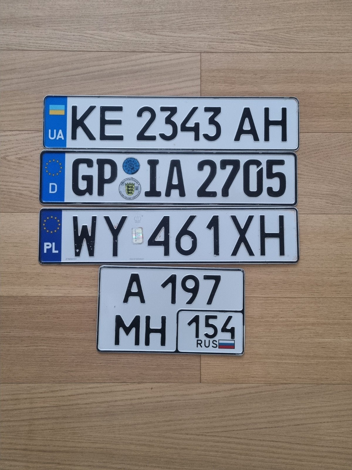 divers plaques, Enlèvement ou Envoi