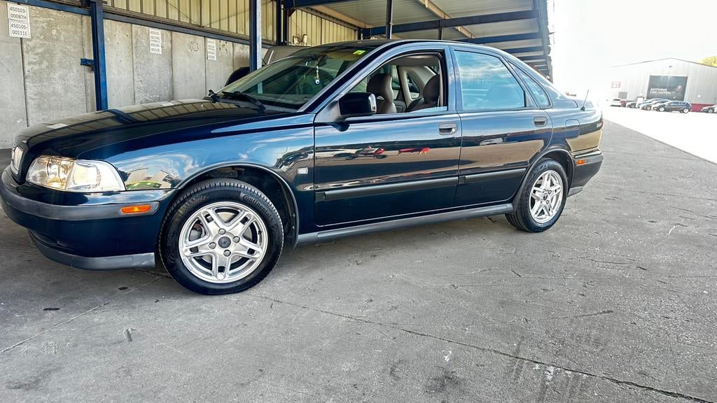 Volvo S40 * 114.000km* 1.8i essence * Cuir* Clim*, Auto's, Volvo, Bedrijf, S40, Elektrische ramen, Benzine, Berline, 5 deurs, Zwart