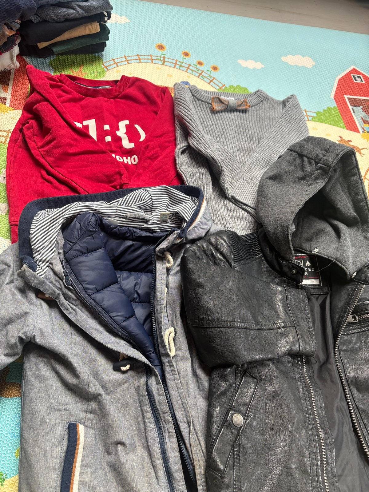Winterjas en truien (maat 110), Ophalen, Gebruikt, Jongen, Jas