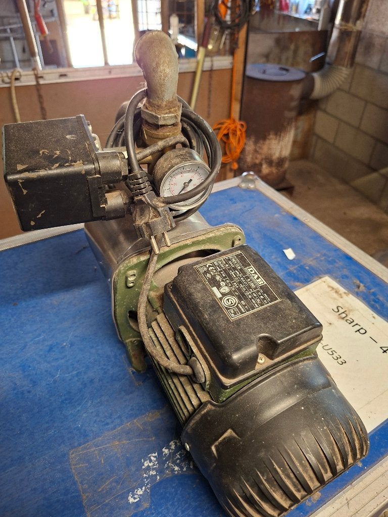 Water hydrofoorpomp, Ophalen, Zo goed als nieuw, Elektrisch, Hydrofoorpomp