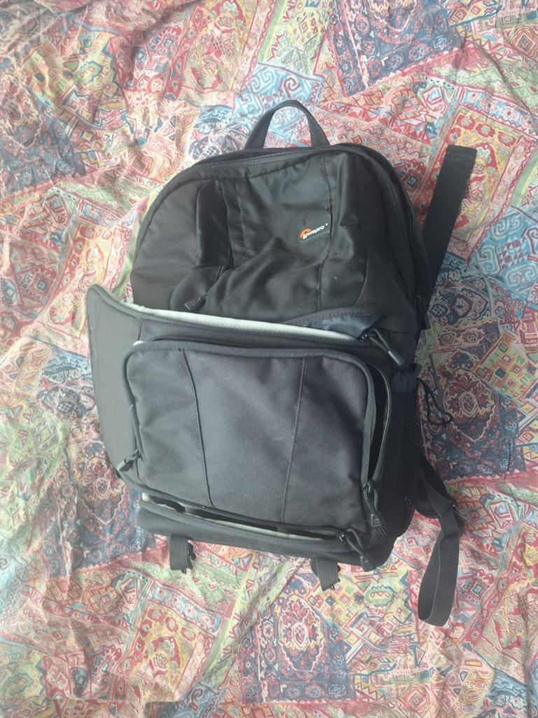 Stevige zwarte LowePro fotorugzak, Audio, Tv en Foto, Ophalen, Lowepro