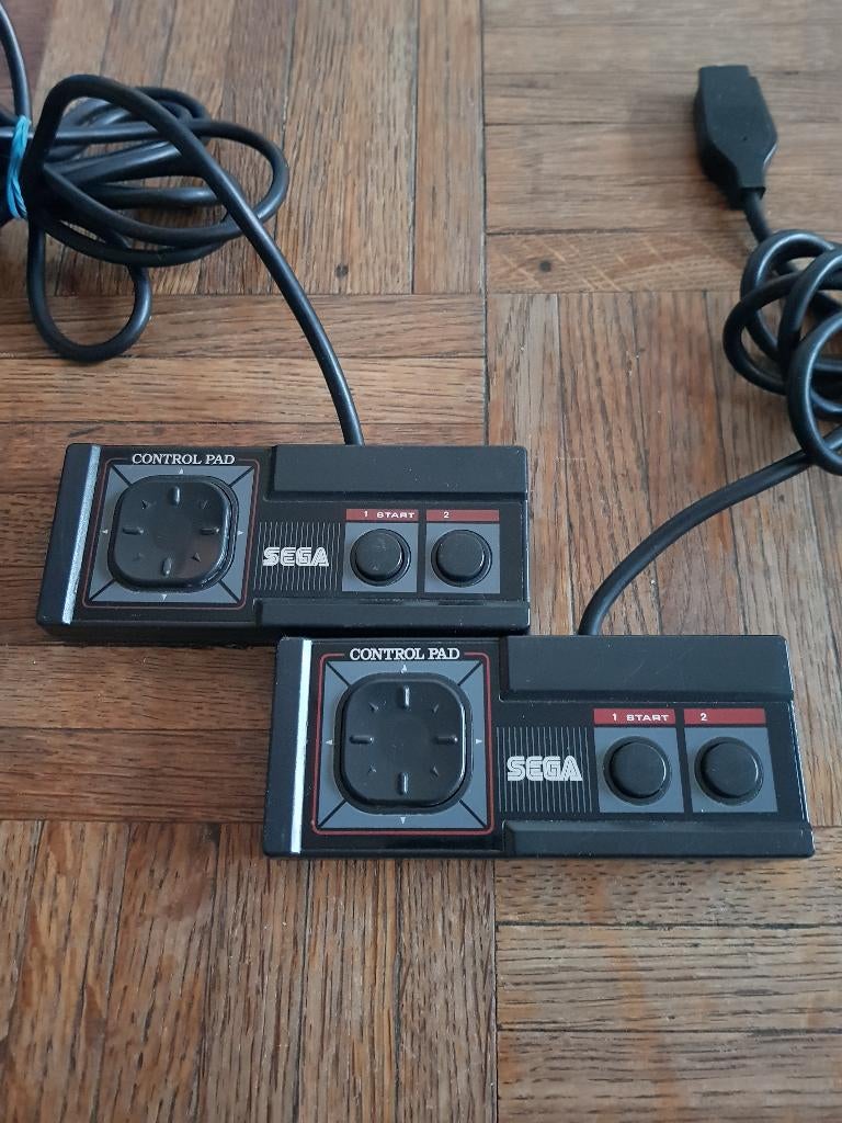 Manettes SEGA Master System, Enlèvement, Utilisé, Avec 2 manettes, Master System